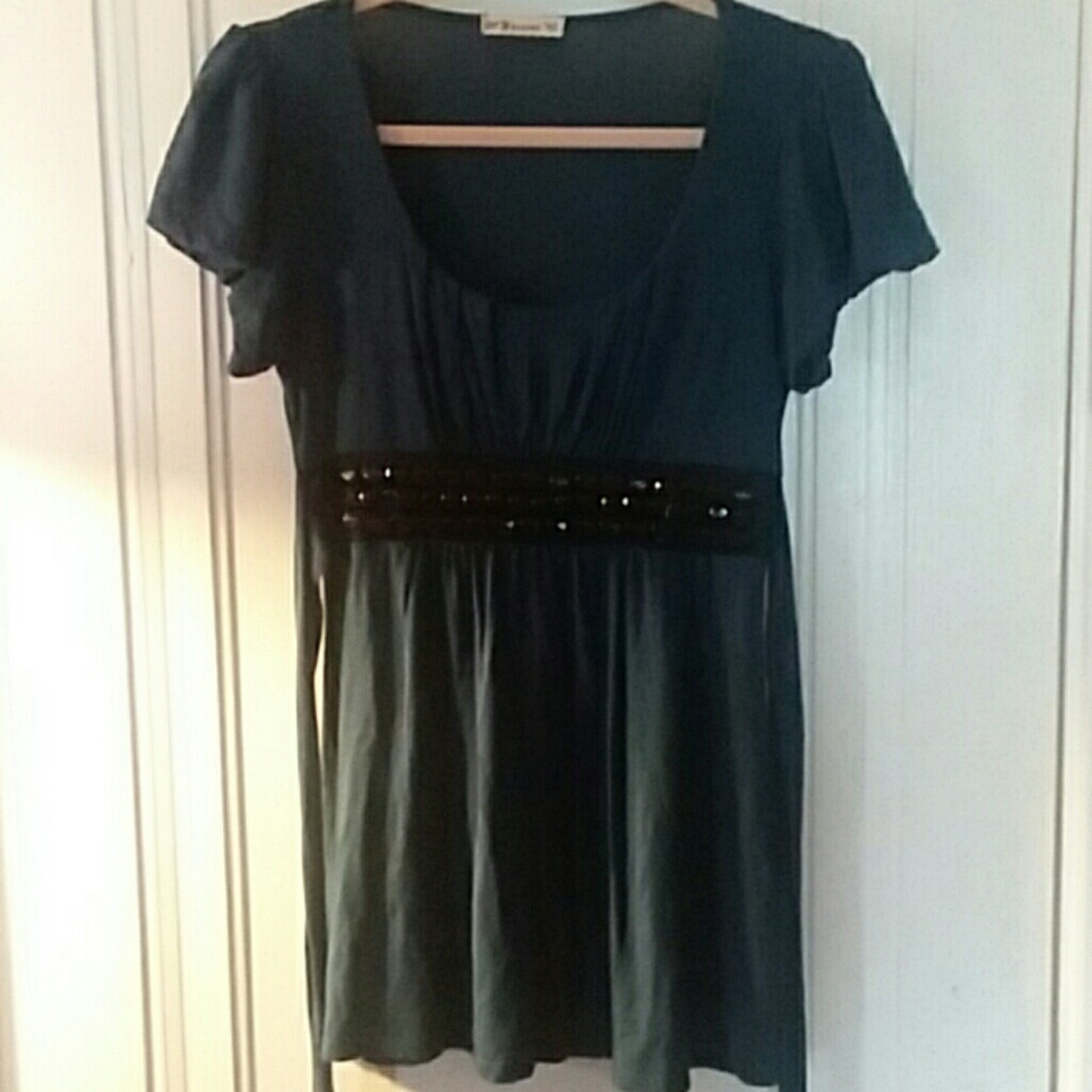 🚫TRADING🚫Cute Black & Blue Top - Picture 3 of 4